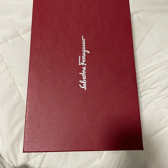 Ferragamo mens shoe - Picture 3 of 4